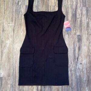 Elegant Black Sleeveless Dress
